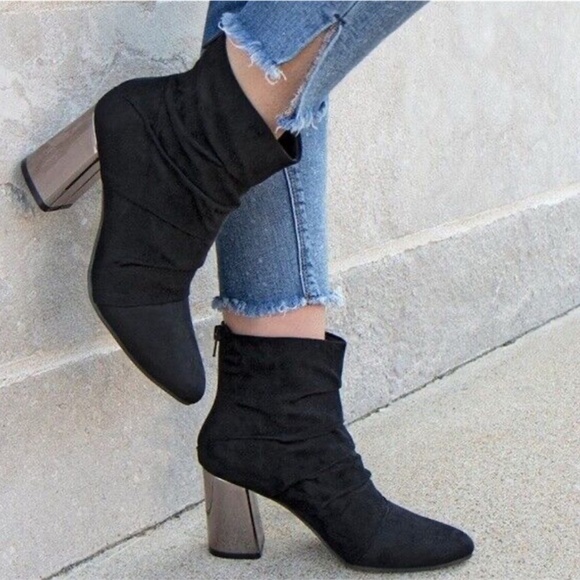 Christian Siriano Women's Faux Suede Black Boots, Pointed Toe, Size 10 - Picture 1 of 7